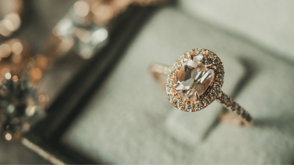 Engagement Rings At Crown Diamond Jewelers 7 oval diamond ring